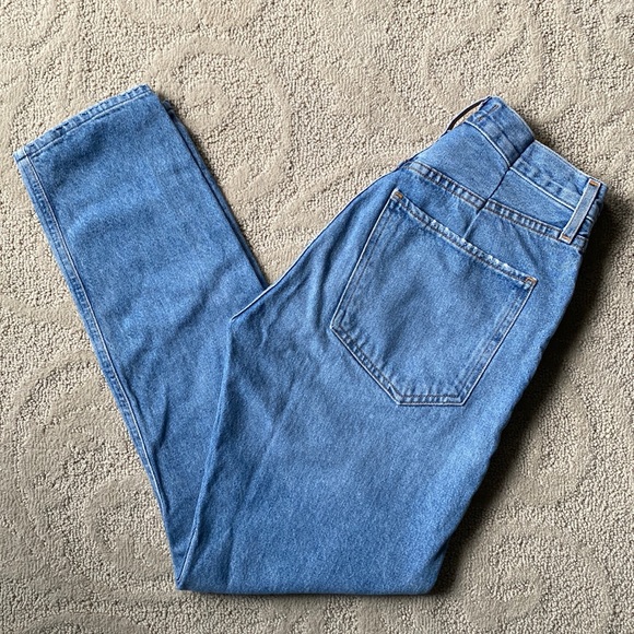 LIKE NEW Agolde | Jamie High Rise Jean Size 25 with Reversible Waist Alteration - Picture 1 of 16